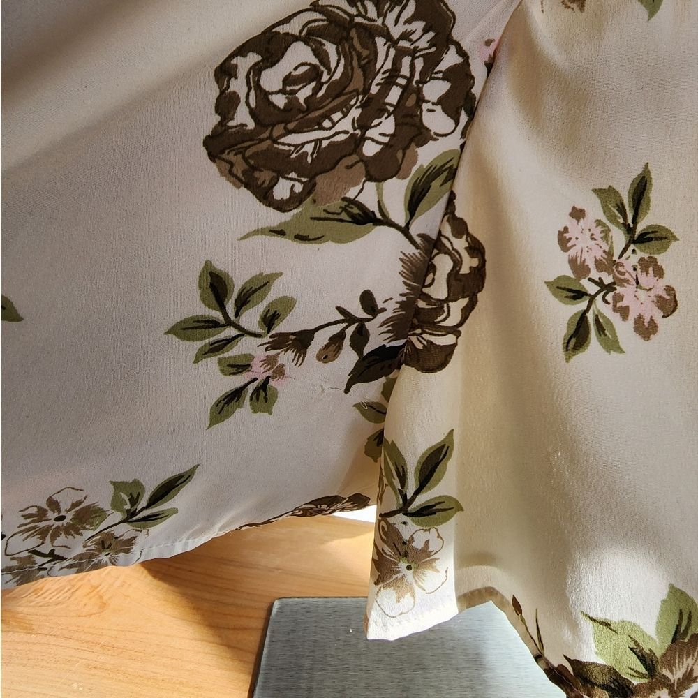 Proof Eggwhite Floral Jumper / Romper Medium - Picture 11 of 12